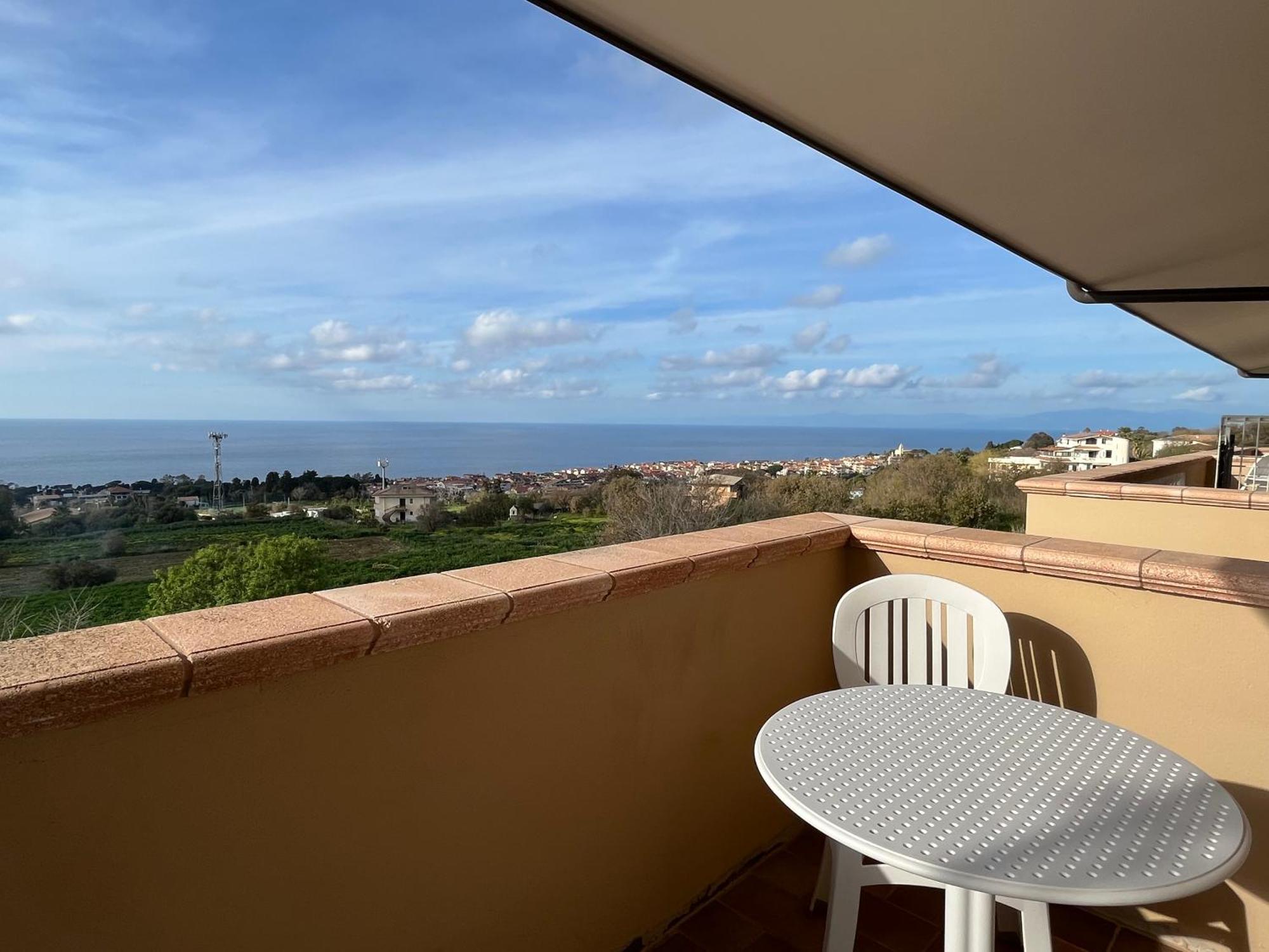 Residenza Domus Aurea Tropea- Vista Mare Hotell Santa Domenica  Exteriör bild