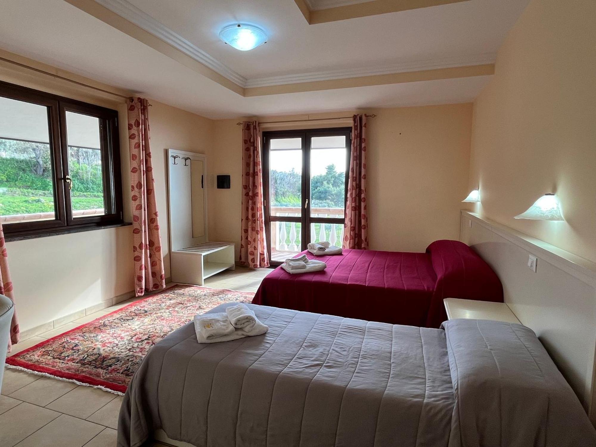 Residenza Domus Aurea Tropea- Vista Mare Hotell Santa Domenica  Exteriör bild